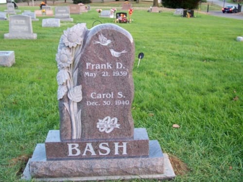 Bash Sculpted Upright Memorial