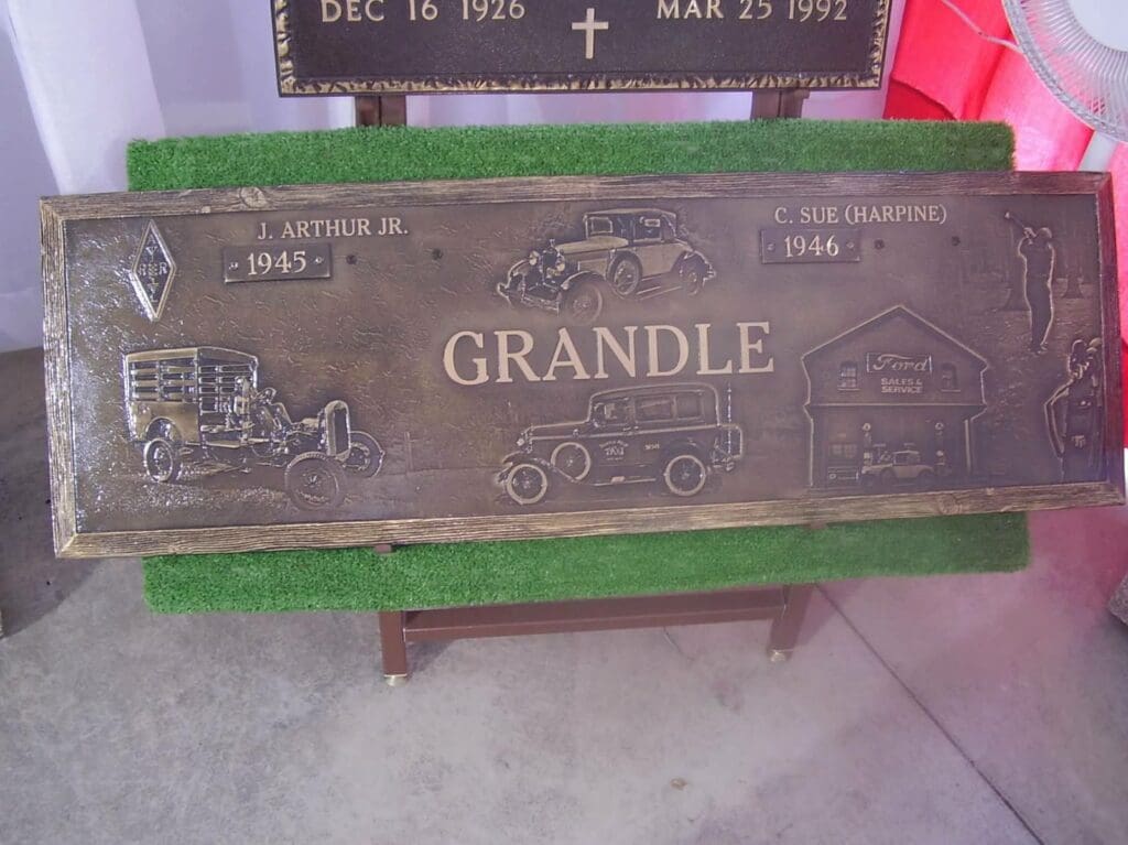 Granule Companion Bronze Memorial