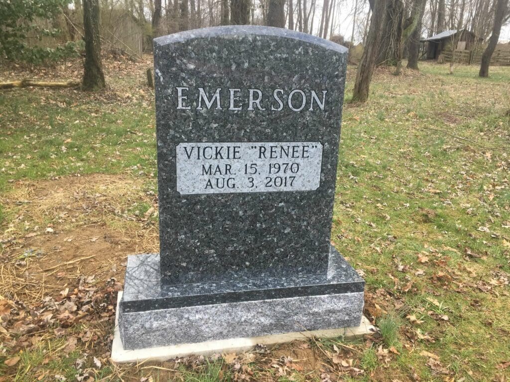 Emerson, Vickie-Dresden Cem., 2-2, Blue Pearl(1)