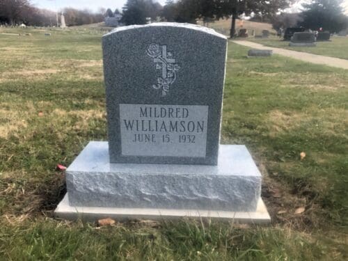 Williamson, Mildred - Woodlawn Cem., 1-4, Gray